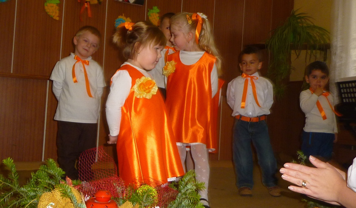Mesiac úcty k starším - október 2015